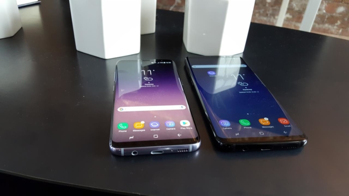 Samsung presentó nuevo Galaxy S8 con asistente virtual