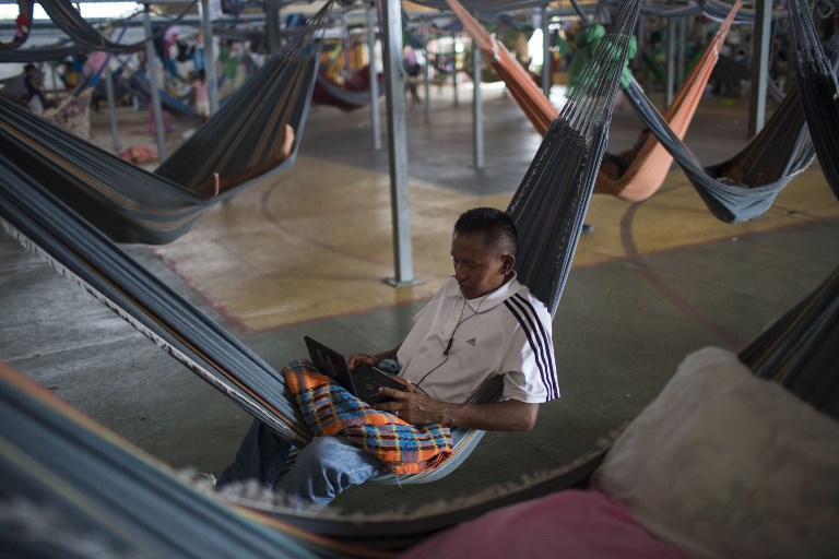 FOTOS | Así viven los venezolanos en refugio brasileño de Boa Vista