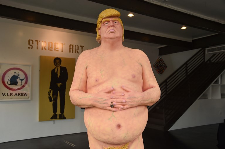 estatua de trump