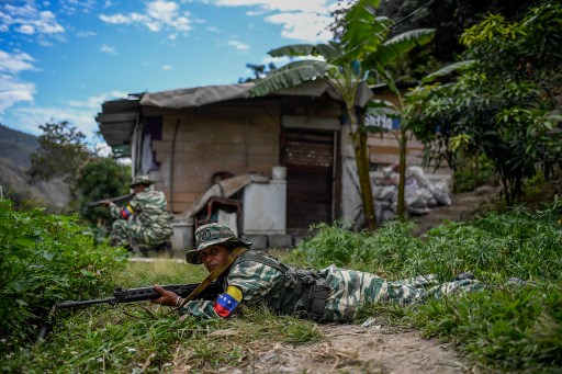 Militares venezolanos se ejercitan ante supuestas amenazas de «agresión»