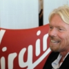 Multimillonario Richard Branson realizó con éxito vuelo turístico al espacio exterior