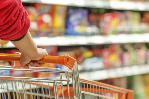 Cendas-FVM: Canasta alimentaria familiar subió 12,2% en octubre