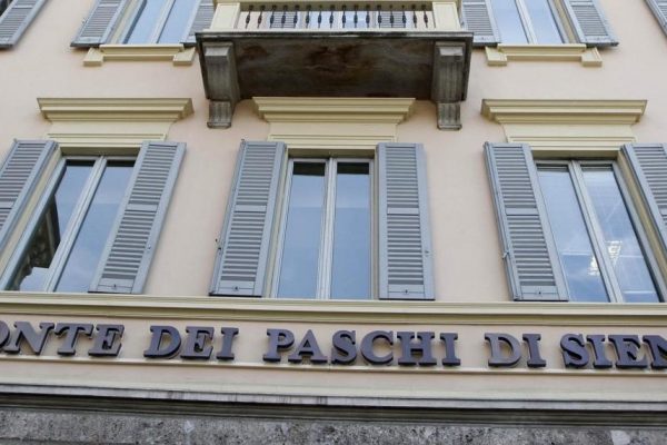 El rescatado banco italiano Monte dei Paschi reducirá 5.500 empleos en 5 años