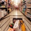 Gobierno pacta precios de 27 productos con supermercados y aprieta a líderes del sector alimentos