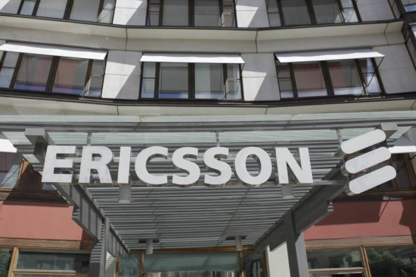 Ericsson podría reducir hasta 25.000 empleos