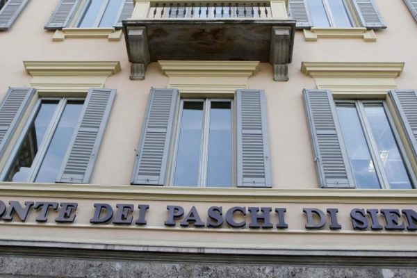 Banco italiano Monte dei Paschi abre oferta de canje de deuda a inversores minoristas