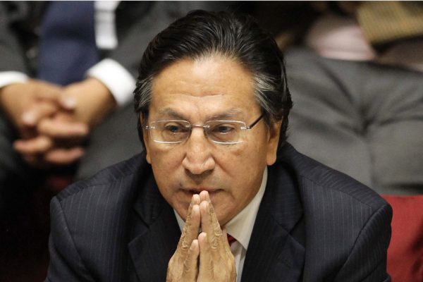 Toledo pemanecerá detenido en EEUU durante proceso de extradición a Perú