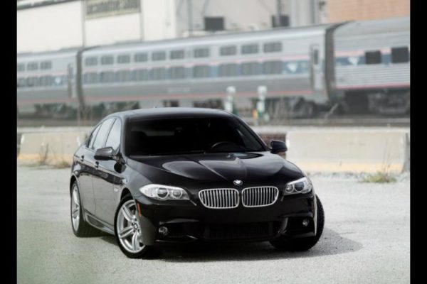 BMW logra ventas récord de automóviles en primer semestre gracias a China