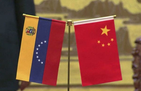 China rechaza críticas de EEUU sobre relaciones con Venezuela