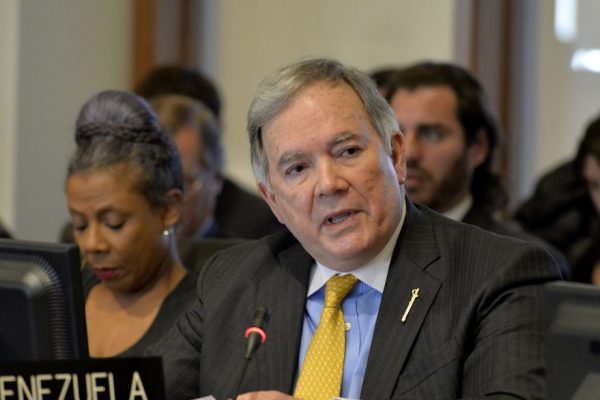 Chaderton: Venezuela puede vivir sin formar parte de la OEA