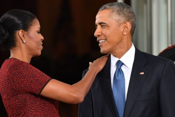 Barack y Michelle Obama producirán películas y series para Netflix