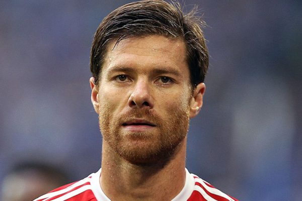 Xabi Alonso anuncia que se retirará al final de la temporada