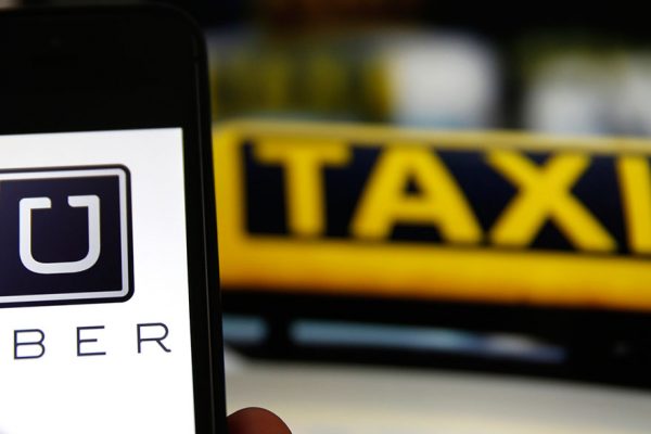 Uber sale a bolsa con el fantasma de Lyft, que ha caído 20% en un mes