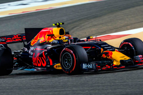 Verstappen fue el más rápido en el tercer entrenamiento del Gran Premio de Bharein