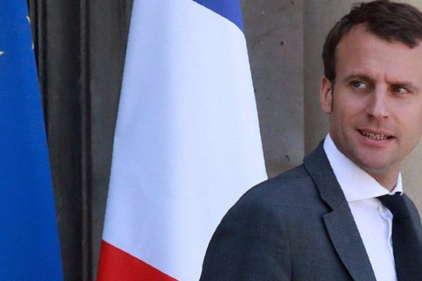 Presidente francés dice que está preocupado por situación de Venezuela