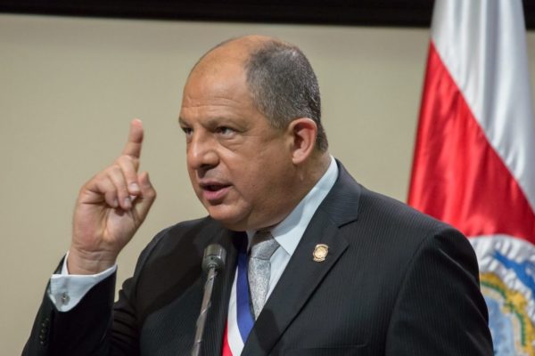 Costa Rica pide una salida democrática a la crisis venezolana