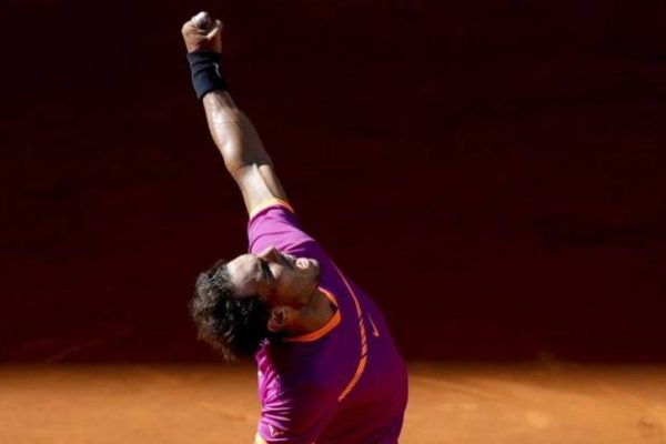 Santander firma con Rafael Nadal y se lo arrebata a Sabadell