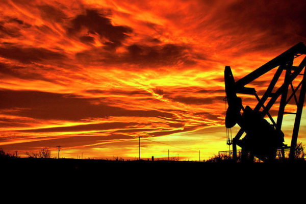 Producción de petróleo de Rusia cae a mínimo de un año en agosto