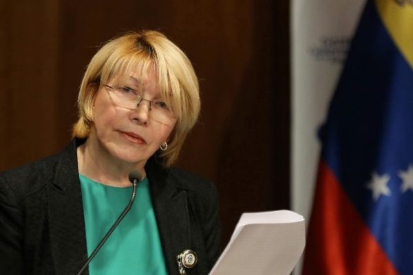 En clave de humor, actriz interpreta calamidades de Luisa Ortega