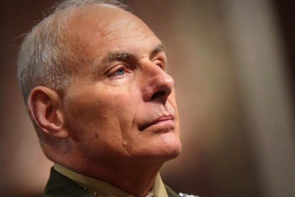 Trump nombra al general John Kelly nuevo jefe de Gabinete