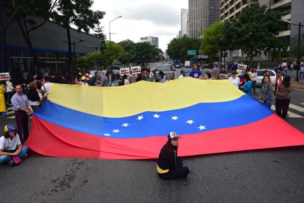 Venezolanos en Bogotá llaman a plantón mundial por la libertad