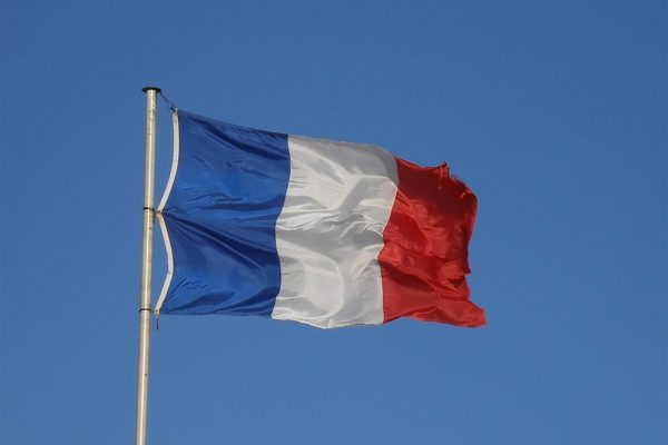 Actividad económica de Francia cayó seis puntos en abril por el confinamiento