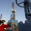 Petróleo cae, mercado opera con cautela antes de reunión OPEP