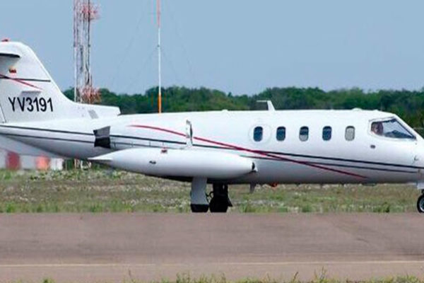 Reverol: Aeronave se precipitó con cinco tripulantes en Vargas