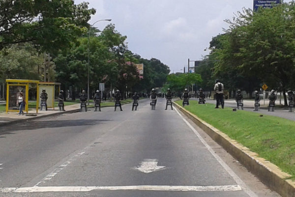 Reportan dos fallecidos tras enfrentamiento en el Fuerte Paramacay