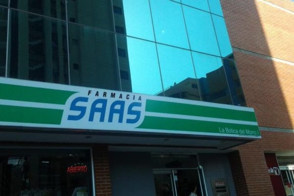 Farmacia SAAS lanza campaña A tu lado donde estés