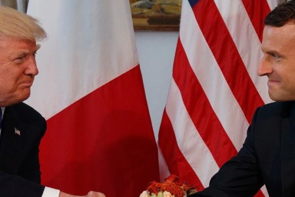 Trump y Macron insisten que son buenos amigos tras disputa