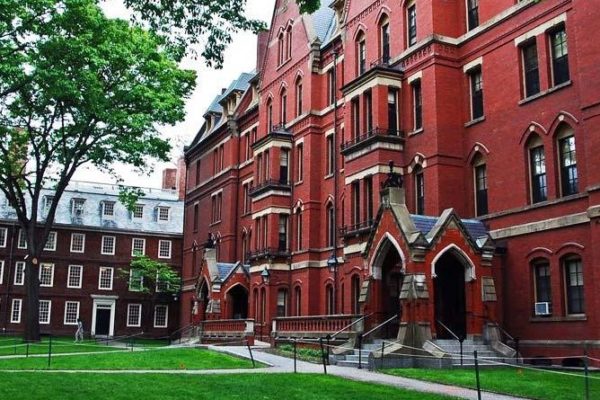 Harvard es la primera: Ocho universidades de EEUU encabezan la clasificación de Shanghái