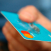 Bancos estimulan con premios uso de tarjetas de débito entre los pensionados