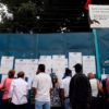 La amenaza de la pandemia recorre Venezuela en forma de campaña electoral