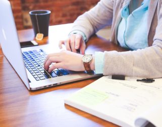 Dictamen de Min Trabajo suspende derecho a vacaciones mientras dure estado de alarma