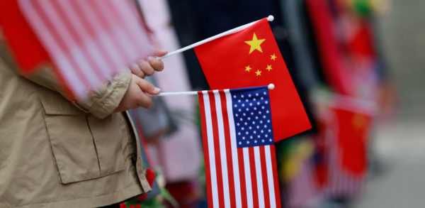 EEUU y China planean cerrar disputa comercial en noviembre