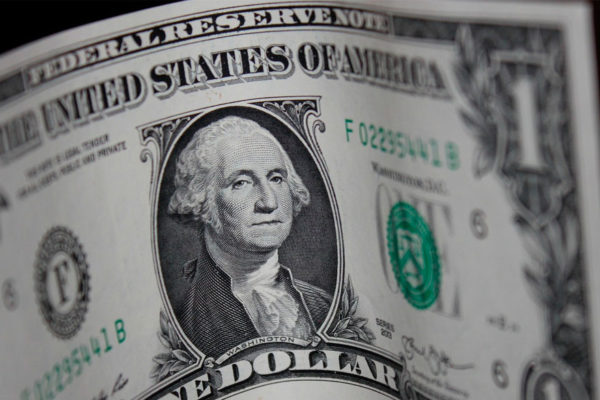 Precio del dólar paralelo sube ligeramente y cierra la semana en 203.129,57 bolívares