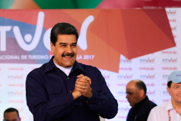 Maduro no descarta acudir al diálogo en República Dominicana