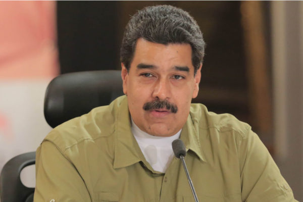 Maduro: Asumo la candidatura presidencial