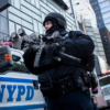 Ataque con bomba artesanal en Nueva York deja tres heridos leves