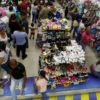Entre US$10 y US$40: Tiendas de ropa en Lara esperan incrementar las ventas cerca de Navidad