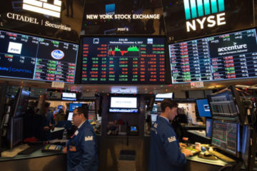 &Iacute;ndice Nasdaq fue golpeado tras la ca&iacute;da de las acciones de CoreWeave, Nvidia, Intel y AMD