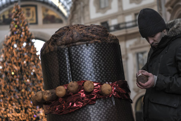 Milán celebra la Navidad con el ‘panettone’ más grande del mundo