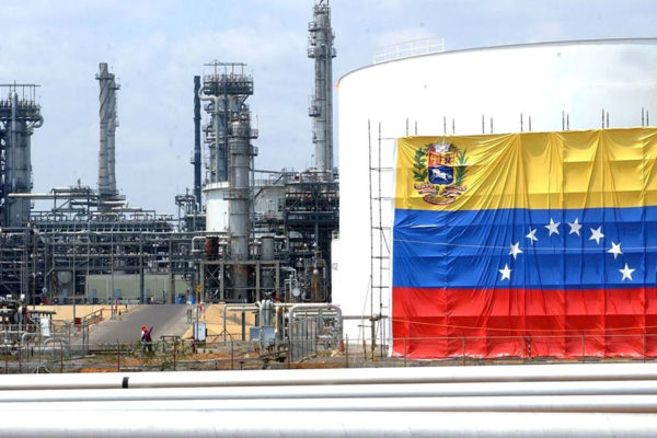 Craqueador catalítico de refinería Puerto La Cruz reiniciará tras mantenimiento