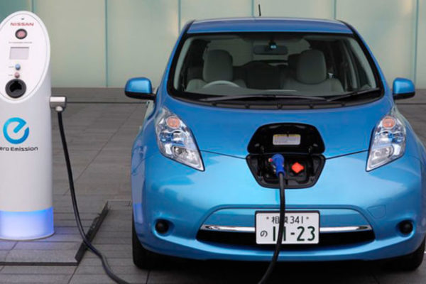 China marcó récord en producción de vehículos eléctricos y llegó a las 20 millones de unidades