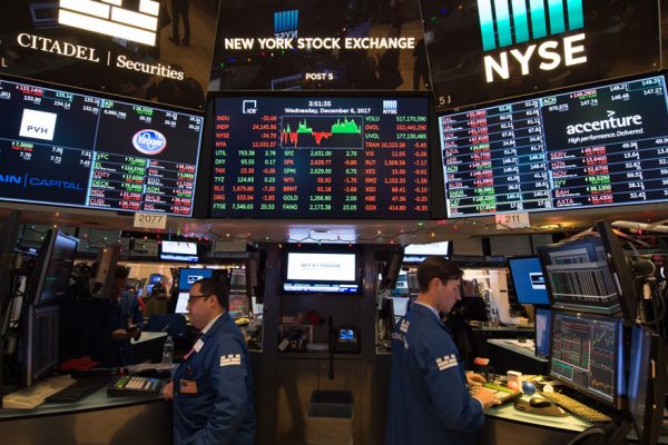 Wall Street retoma actividad en el parqué con solo cuarta parte de corredores