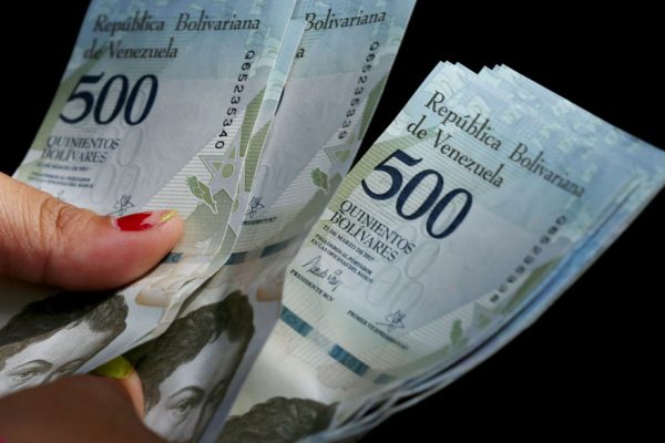 Torino: Deterioro de los salarios reales se acelera con los aumentos