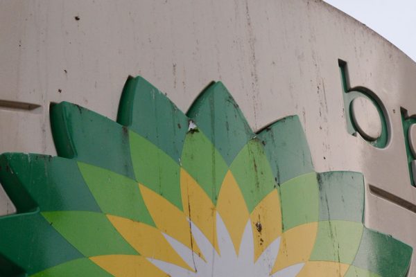 BP sufre pérdidas por 2.500 millones de dólares en tercer trimestre