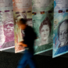 Desde el 1ero de mayo los montos deben expresarse en bolívares y bolívares soberanos