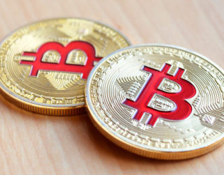 ¿Vale la pena comprar bitcoins?